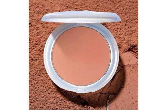 Cheek Pop Blush menciptakan 